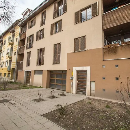 Alexandra Apartman Appartamento *